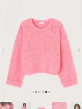 American Vintage Soft Pink Fuzzy Crewneck Sweater